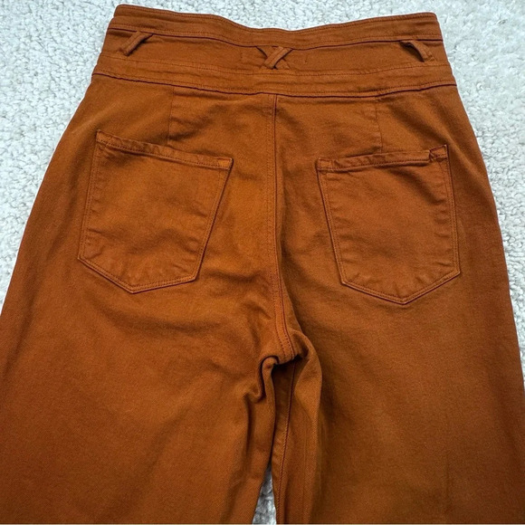 J Brand Sukey Crop Jeans Eclair Burnt Orange. High Rise Waist. Frayed Hem. 30 - Picture 9 of 13